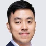 Ảnh chân dung Anh Quốc Bảo
